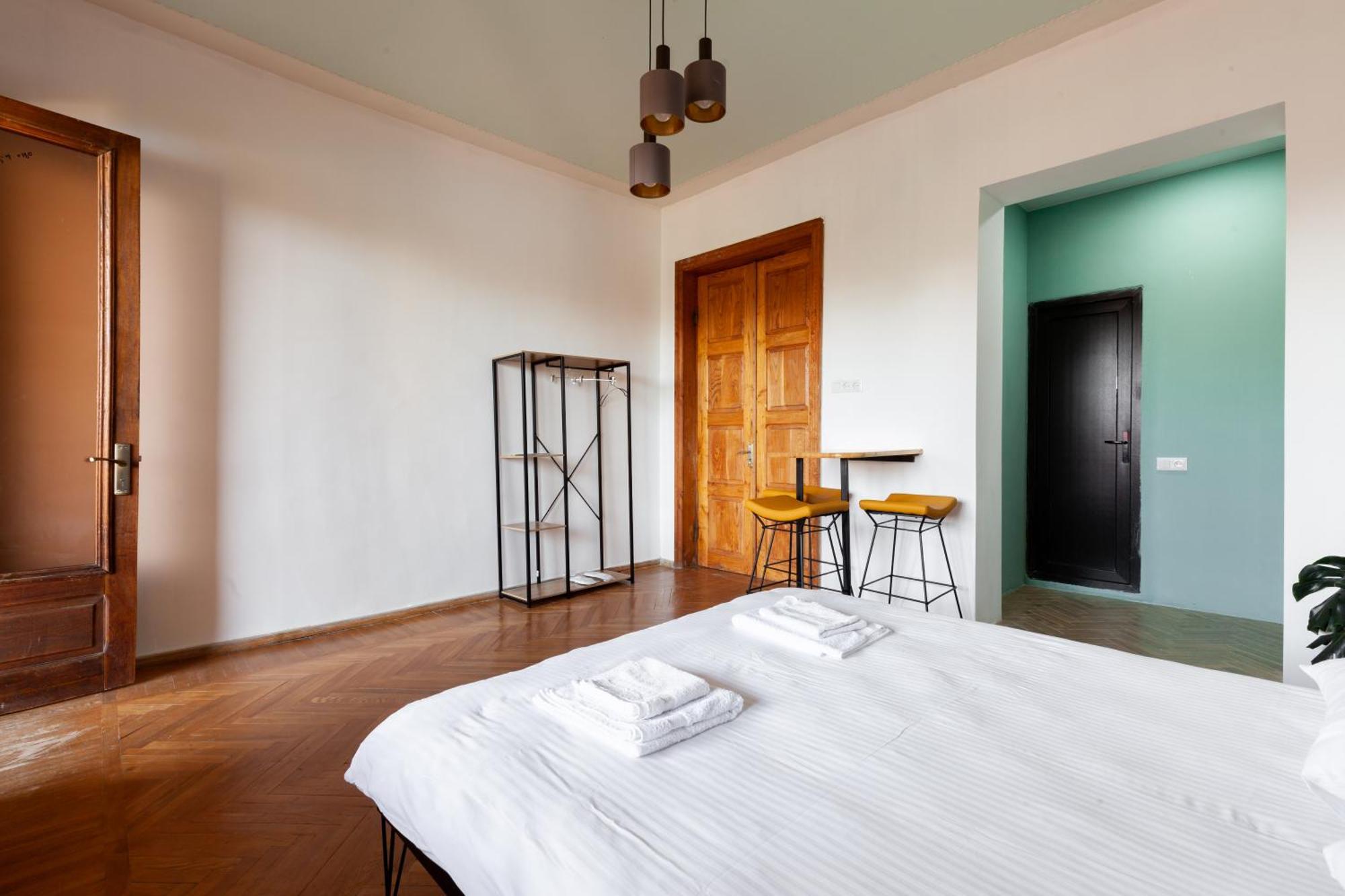 Stepin Garden Apartment Kutaisi Exterior photo